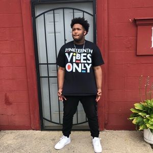 Meet your Posher, Khristopher